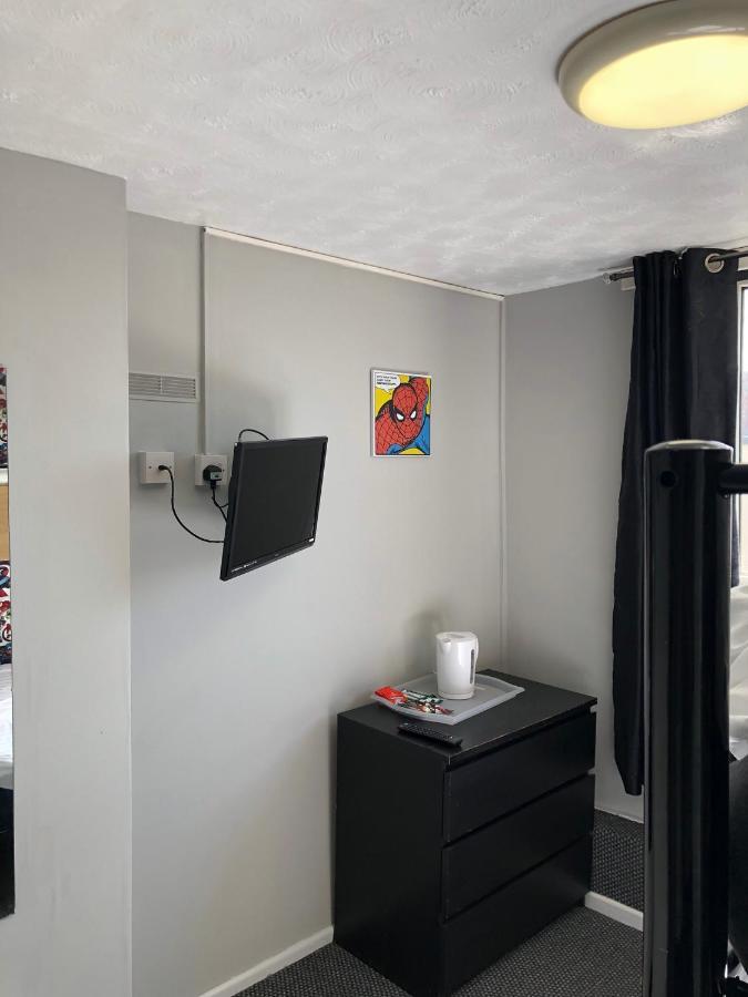Ultimate Family Guest House Blackpool Bagian luar foto